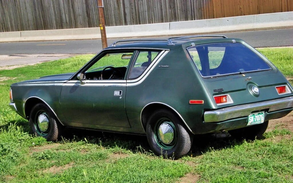 Amc 12. Amc gremlin 1972. amc gremlin v8. amc gremlin 1970. амс пейсер и амс гремлин.