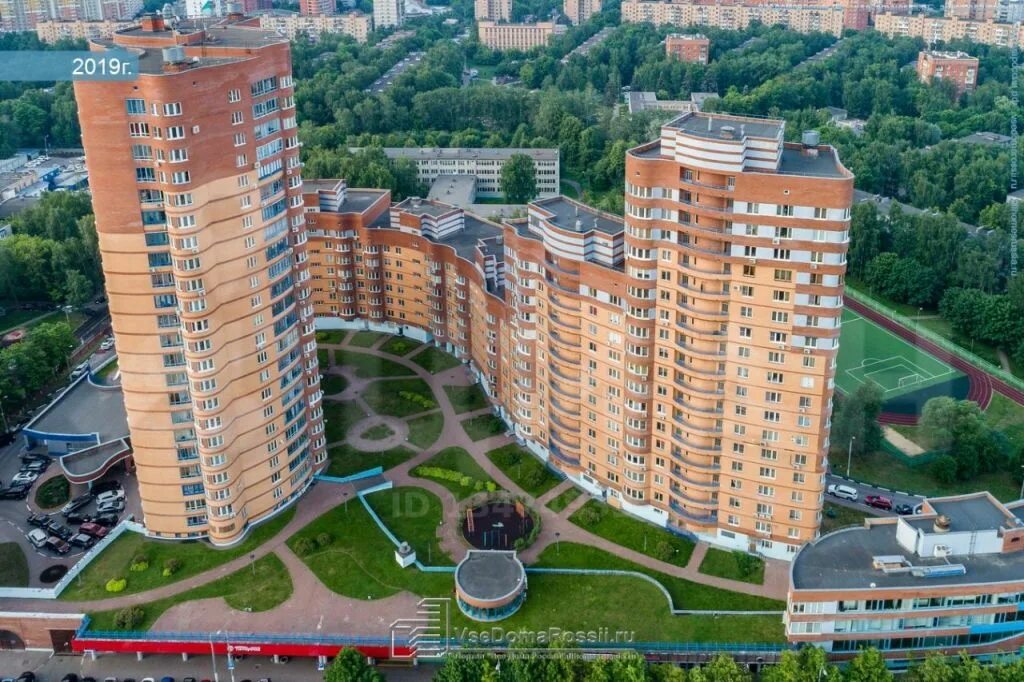 Лавочкина 13 корпус 1 химки. Ниу вшэ общежитие 1. Дубки 2 корпус. Химки улица лавочкина 13. Улица дубки дом 11 москва.