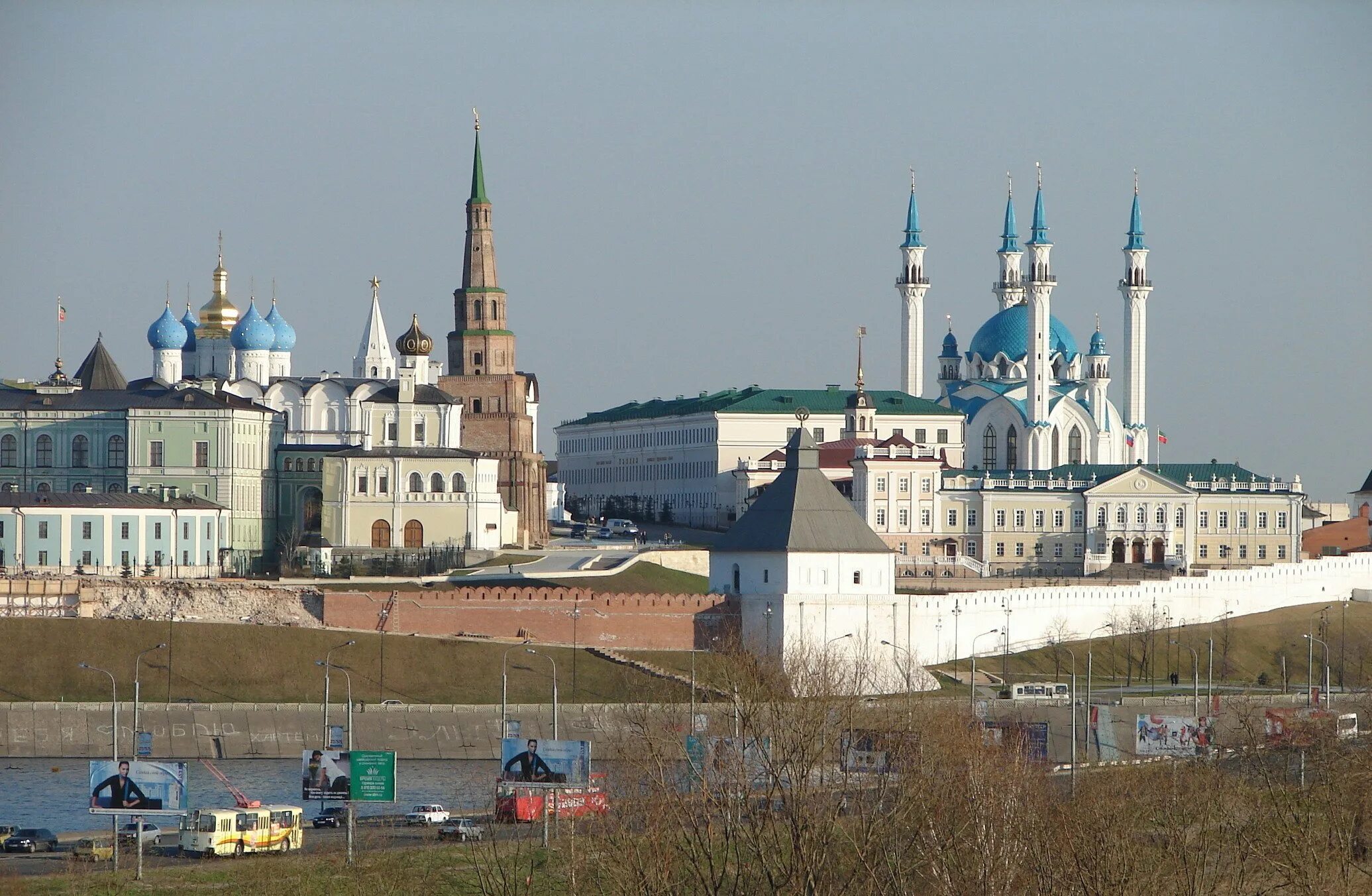 Казанский кремль сайт. Историко-архитектурный комплекс Казанский Кремль. Казанский Кремль Татарстан 2000г. Историко архитектурный комплекс Казанский Кремль ЮНЕСКО. 9. Историко-архитектурный комплекс Казанского Кремля.