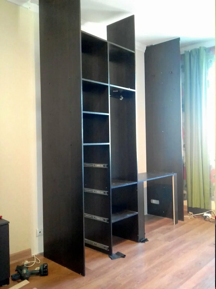 сборка мебели. сборка корпусной мебели. сборка мебели мастер. монтаж корпусной мебели. собранная мебель.