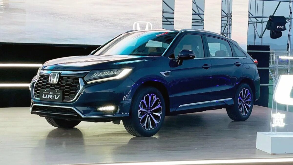 Honda vezel 2021. На китайских хондах. Honda паркетник квадратный. Honda х-nv 2021. Хонда ens1.