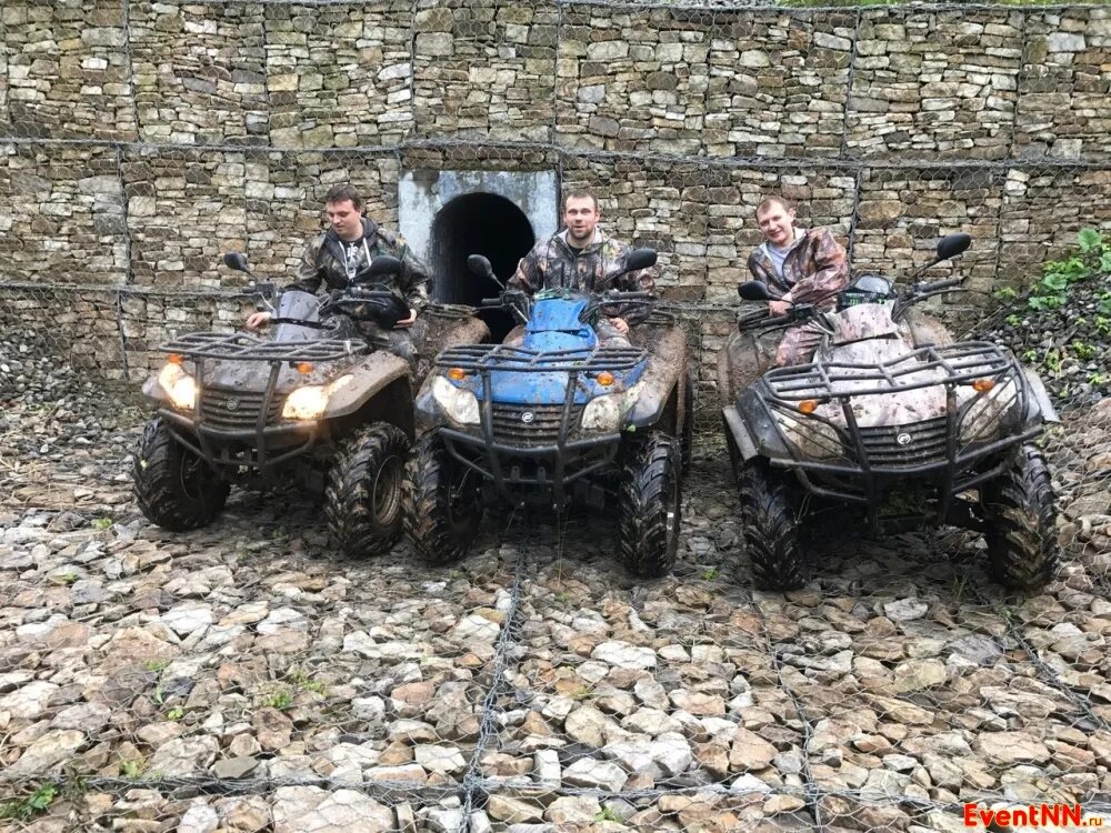 Реклама флаера квадроциклы. Сокол профи квадроцикл. Квадро мото. Джип квадродрайв. Cfmoto cf500a.