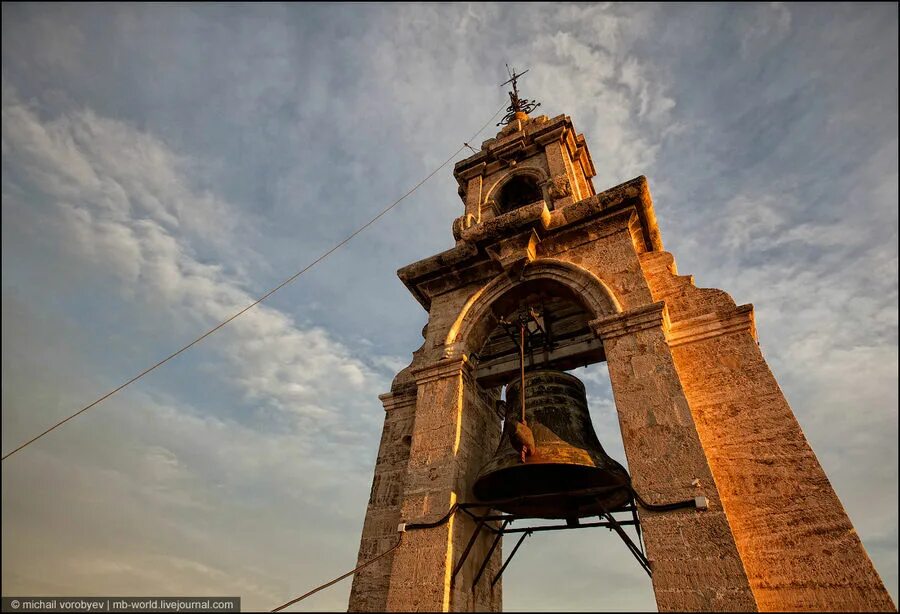златоуст колокольня иоанна златоуста. село поречье рыбное ярославской области колокольня. златоуст парк бажова колокольня. колокольня храма иоанна предтечи иванова гора 1571. гора колокольня бесленеевская.