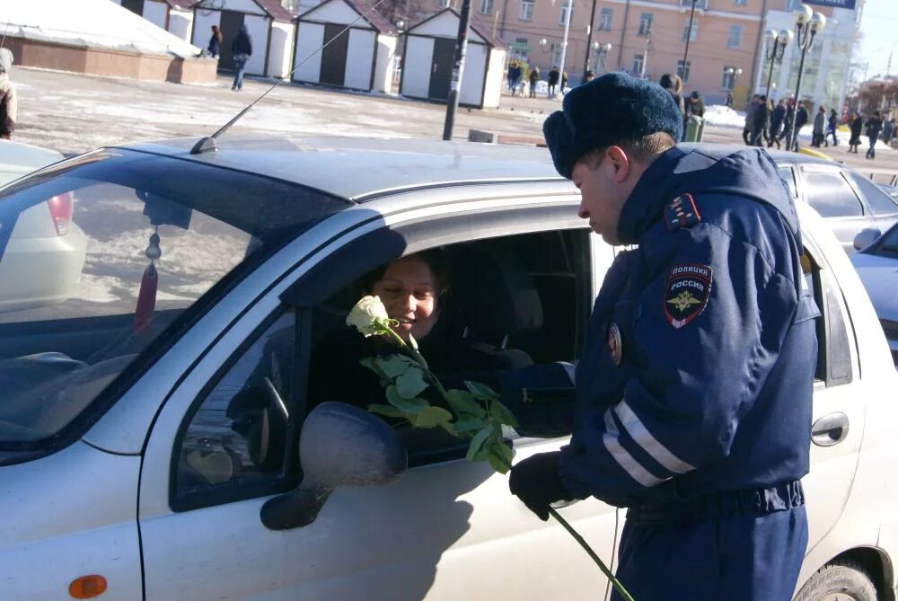 Цветочный патруль ГИБДД Рязань. ГИБДД Рязанской области. ДПС Рязань машины. Номер гибдд рязань