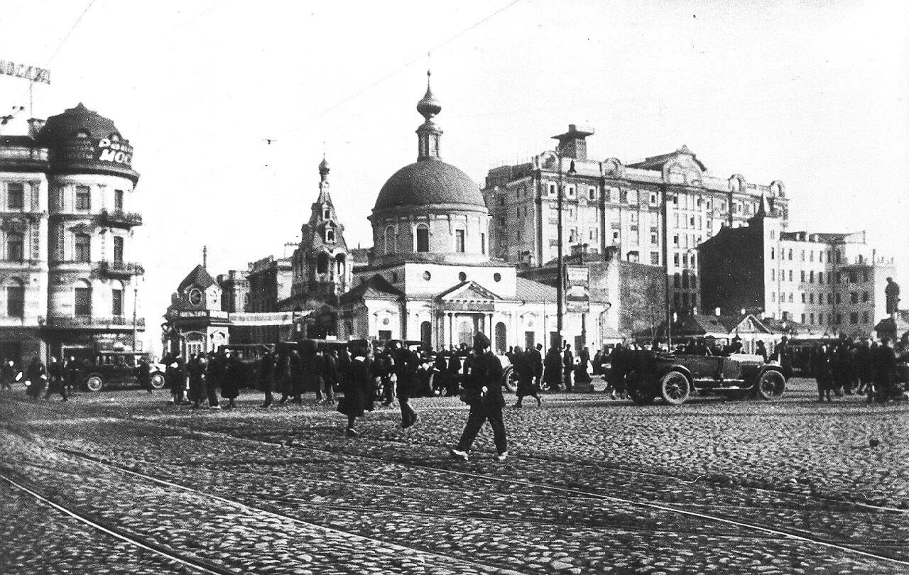 Храм Димитрия Солунского на Тверской. Церковь Дмитрия Солунского Москва Тверской бульвар. Церковь Дмитрия Солунского на Тверской 1930 Москва. Страстная площадь