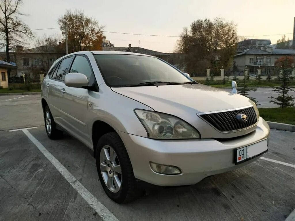 Купить харриер в иркутске. Toyota Harrier. Хариер Тойота Харриер. Toyota Harrier 2010. Тойота Харриер 2 поколение.