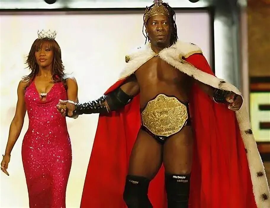 King and queen wwe. King queen rasmlari. Kings & queens. Wwe king of the ring 2024. Кинг квин.