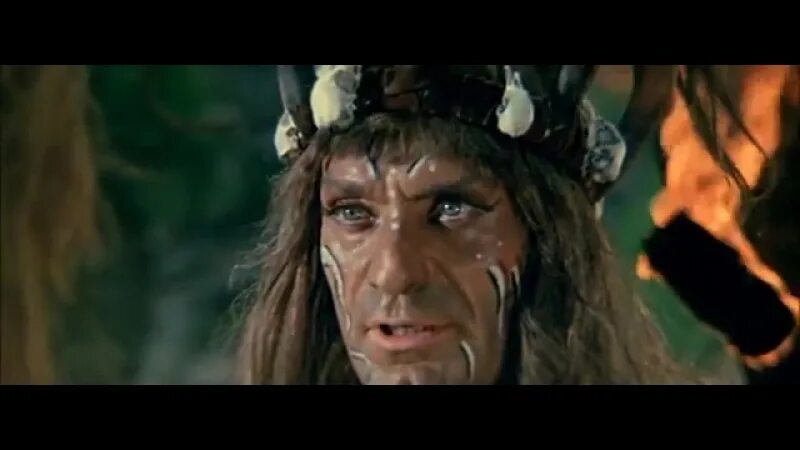 Земля санникова шаман. Махмуд эсамбаев шаман в фильме земля санникова. Земля санникова фильм 1973. Земля санникова шаман. Махмуд эсамбаев земля санникова.