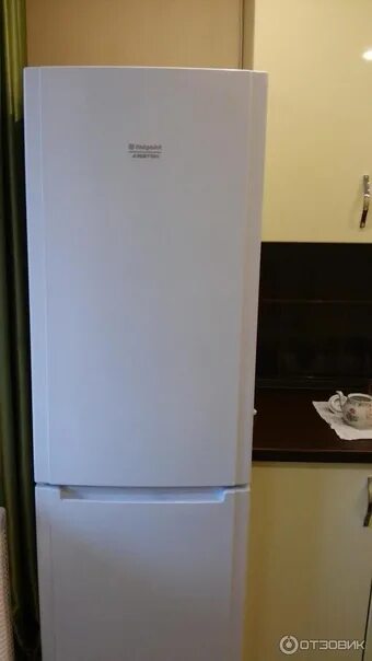 Ariston hbm. Холодильник Hotpoint Ariston HBM 1181.2. Холодильник Hotpoint-Ariston HBM 1181.3. Холодильник хот Пойнт Аристон 2010 год. Холодильник HBM 1180.3 NF.