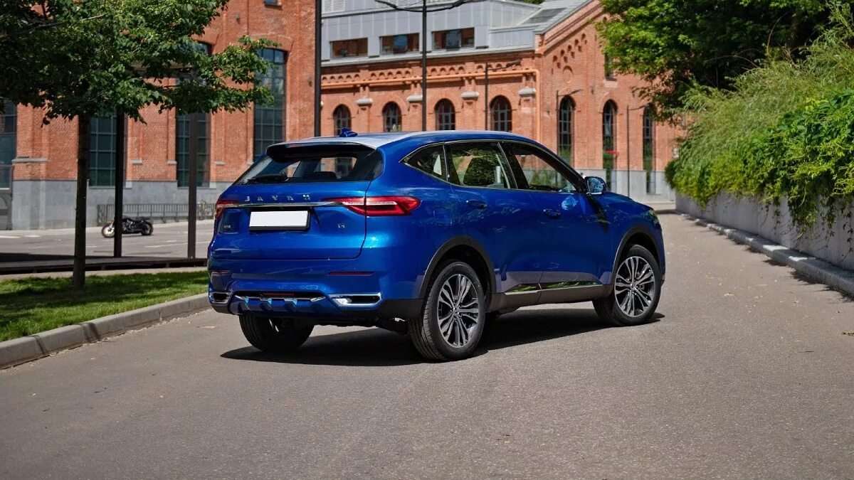 Faw besturn x80 2019. Хавал ф7 синий. Новый хавэйл ф7. Хавал 7 про отзывы. Хавал ф7 2023 отзывы владельцев свежие.