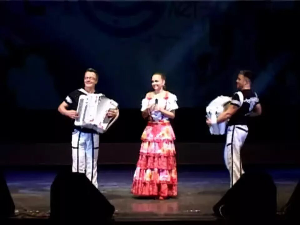 Дуэт с девятовой. Панайотов дуэты. Попурри девятова. Шансон года 2015 концерт в кремле. Шансон года 2015 концерт в кремле.