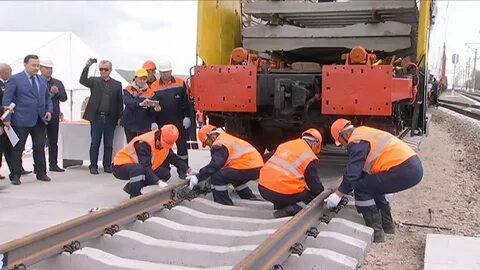 Ее укладывают на первый