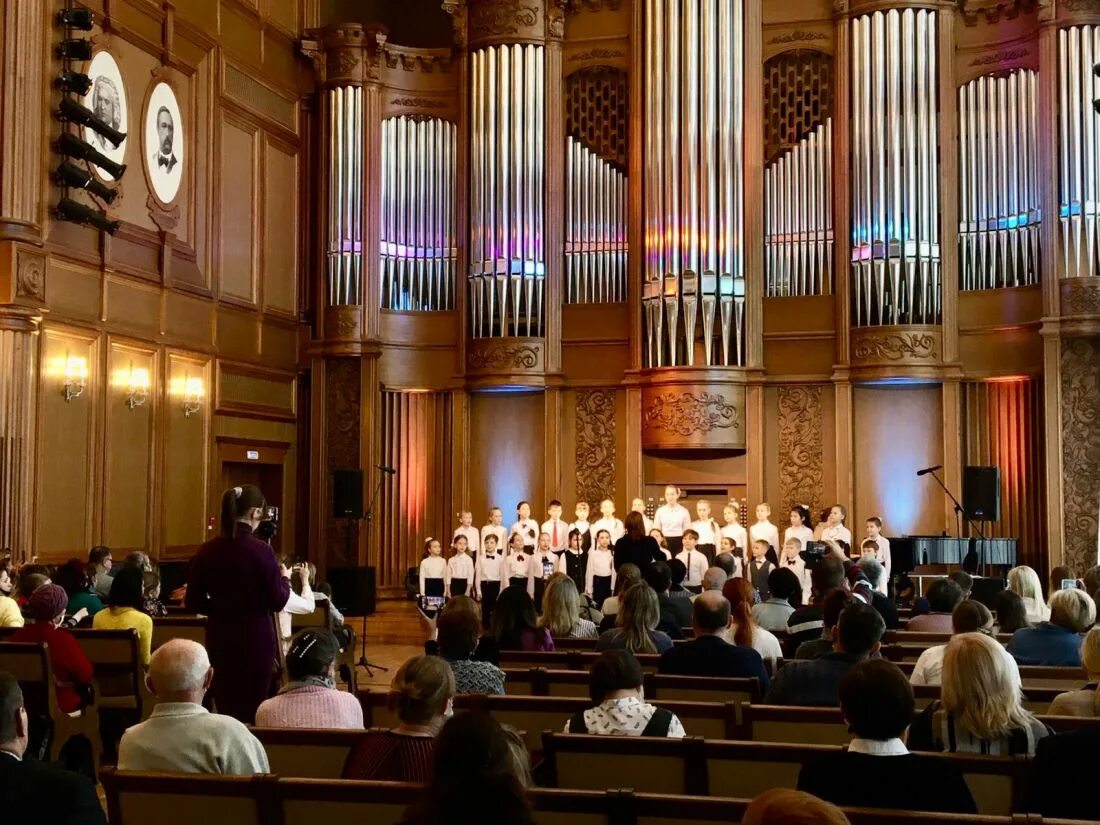 пензенская филармония зал. бельэтаж филармония пенза. филармония зал. здание филармонии пенза. областная филармония пенза зал.