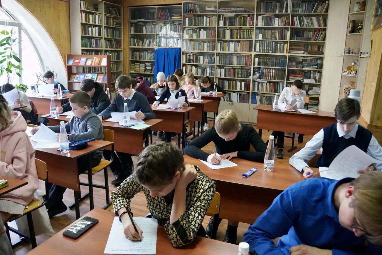 Электронный журнал 174. Электронный дневник калязин 5 школа. Регистрация в электронном дневнике. Сообщение от учителя в электронном дневнике. Школа номер 5 калязин.