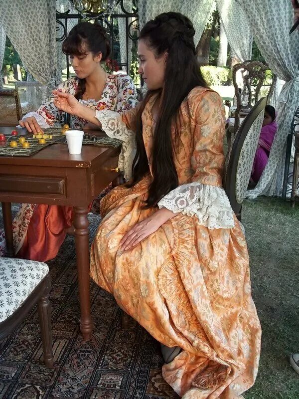 исторический. рани. т с рани. рани элизабет. рани сериал.