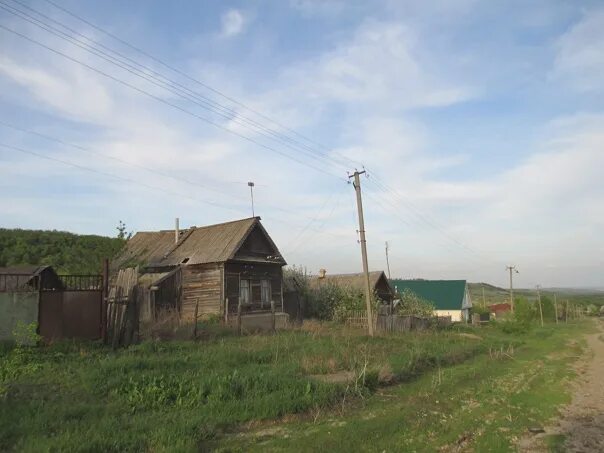 Село буерак. Буркин Буерак Саратовская область. Село Колотов Буерак Саратовская область. Широкий Буерак Саратовский район. Пристань широкий Буерак Саратовский районный.