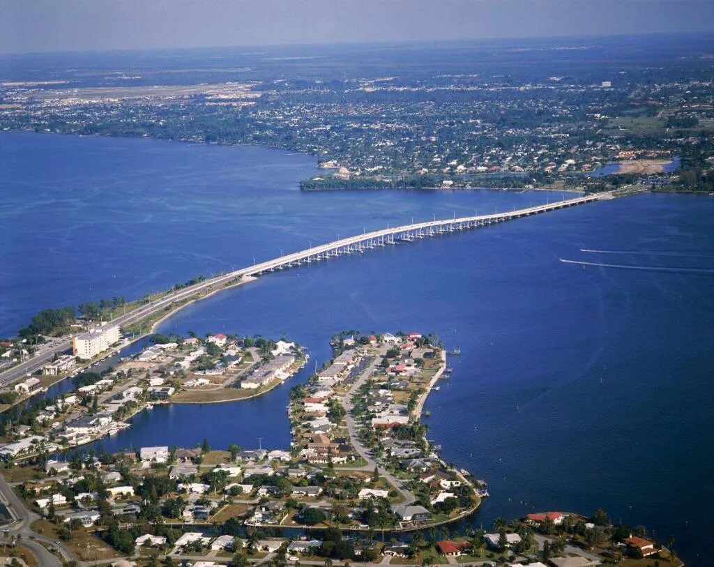 Cape coral. Кейп корал флорида. кейп корал город во флориде. кейп корал флорида фото. things to do in cape coral florida.