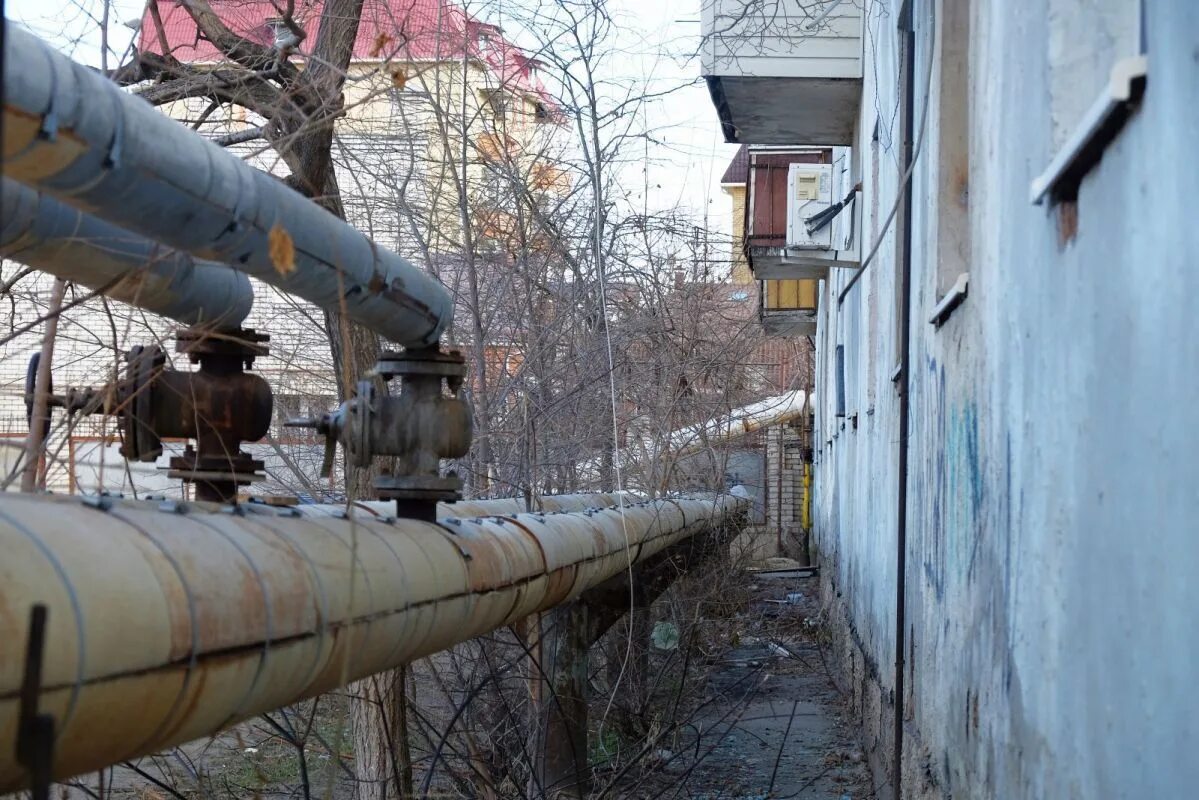 Тепловые сети астрахань. Астраханских тепловых сетей. Тепловые сети грановского астрахань. Астраханские тепловые сети. Промывка теплосетей.