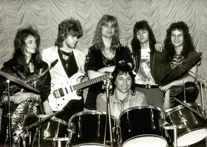 Группа визит 80х. Группа визит сасово. Липецк группа визит. Visiting group. Visiting group.