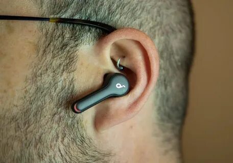 Наушники soundcore один наушник не работает