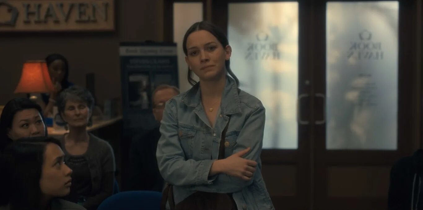 хозяйка дома на холме. призрак дома на холме 1999 кэтрин зета джонс. маккенна грейс призраки дома на холме. призрак дома на холме the haunting (1999). хозяйка дома на холме.