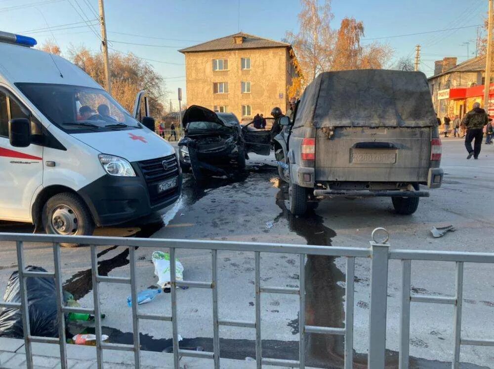 Авария в Искитиме на Комсомольской. Авария в Искитиме сегодня. Срочные новости происшествия