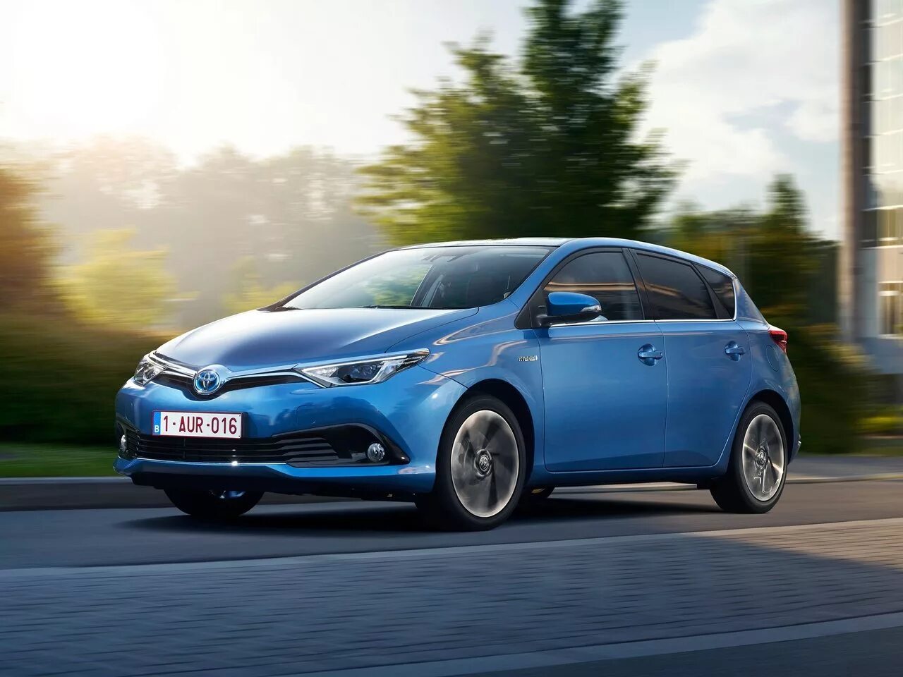 Toyota auris. Тойота аурис 2019. Тойота аурис 2015. Toyota Auris II 2012 – 2015. Тойота аурис гибрид.