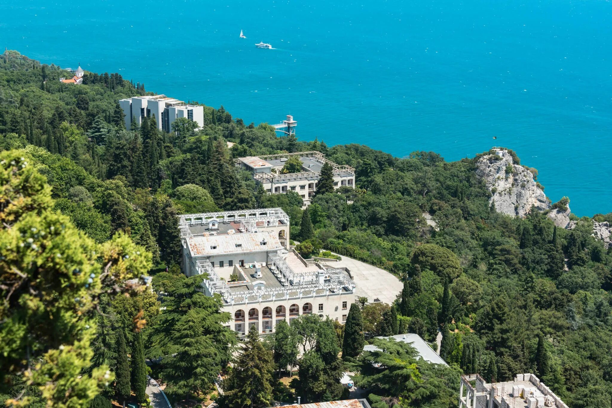 Отель ореанда ялта. Ореанда крым. Крым ялта нижняя ореанда. Набережная ялты ореанда. Ореанда крым.