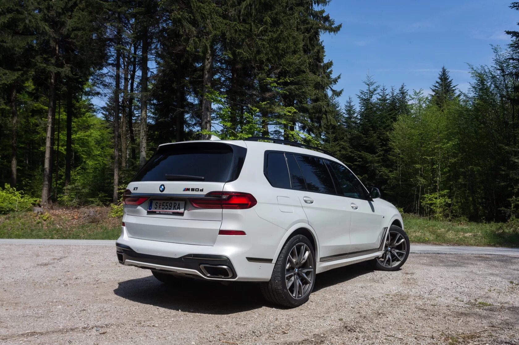 BMW x7 m50d. BMW x7 m50d белый. BMW x7 m50d белый 2022. X7m. X7 m50d