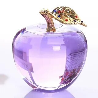 Стеклянное яблоко