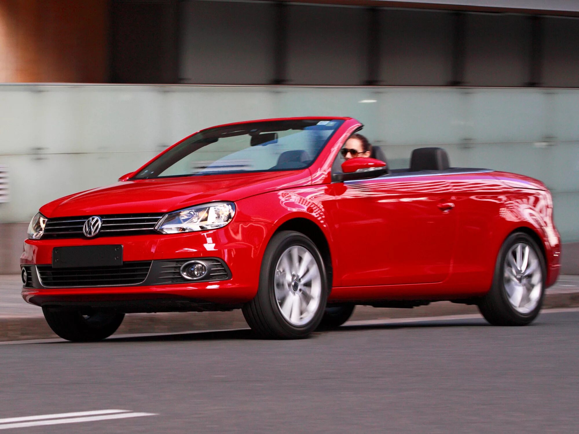 Vw eos. Фольксваген ЭОС. Фольксваген ЭОС кабриолет. VW EOS 2012. Volkswagen EOS Red.