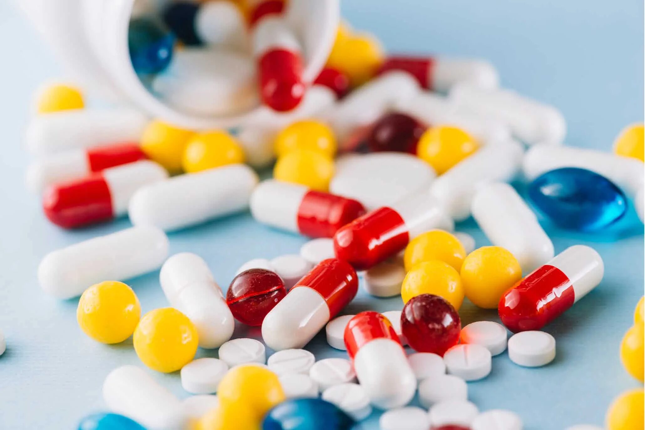 Медицинские таблетки. Фармацевтика таблетки. Инновационные лекарства. Medecine. Лабораторные исследования в медицине.
