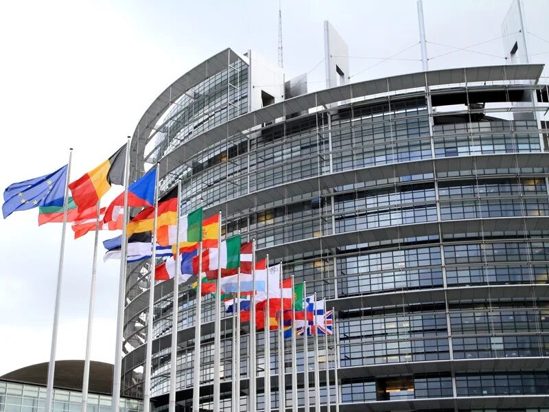 Заседание европарламента. Сотрудники европарламента. Заседание ес. Евросоюз собрание. Евросоюз собрание.