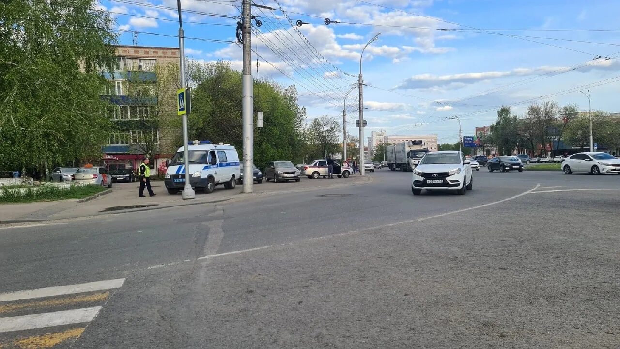 Сбили мальчика в Пензе на ГПЗ. Сбили мальчика в Пензе на ГПЗ 2012 года. Авария на пересечении пр Космонавтов и ул Гагарина. 25 сентября 28