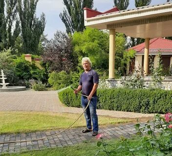 Стал садовником