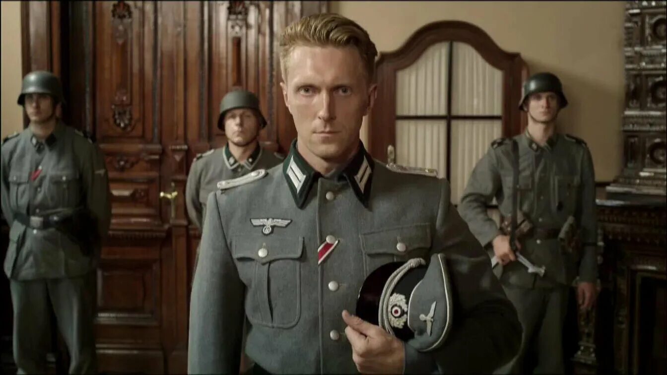 Диверсанты сериал 2012–2015. Диверсанты 1 сезон 1 серия. Олег бобало-яремчук режиссер диверсанты. Диверсанты 2012. Диверсанты 2012.