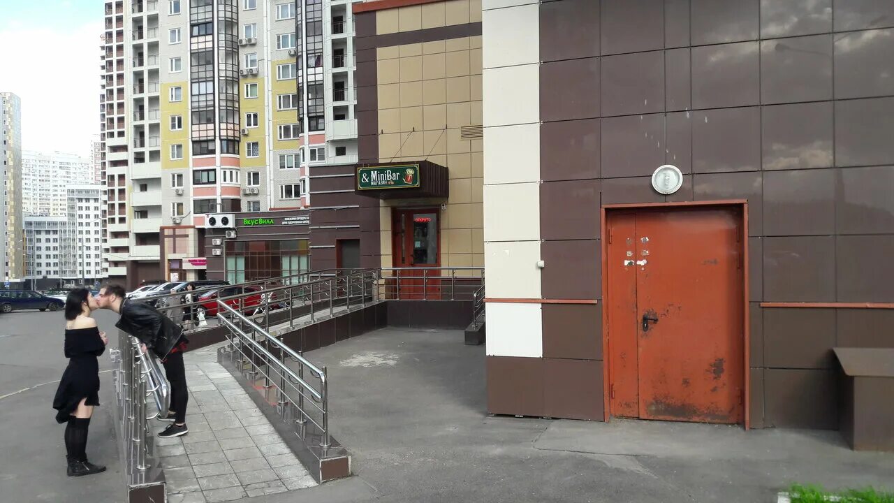 Ул летчика ульянина д 6. Солнцево парк улица летчика ульянина д. Ул лётчика ульянина 4. Солнцево парк летчика ульянина. Улица летчика ульянина 4.