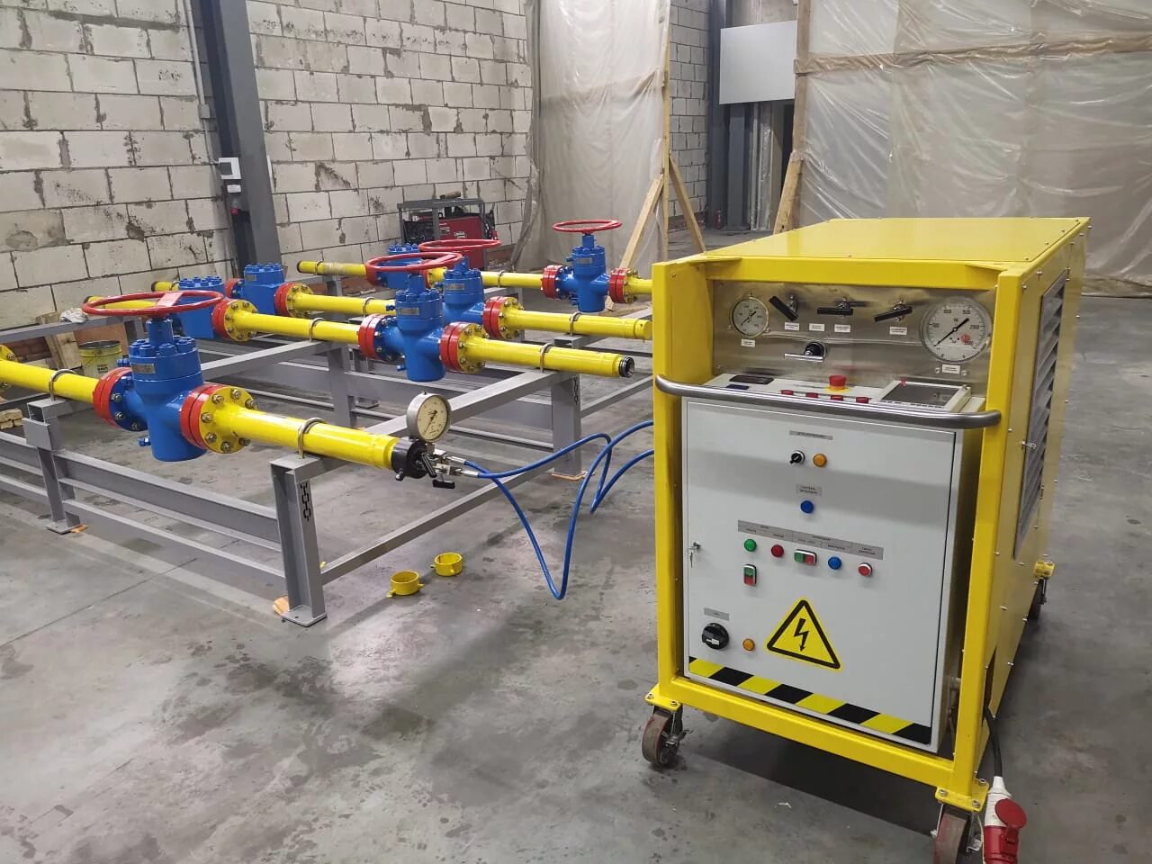 стенд гидравлических испытаний нг1008м. гидравлическая опрессовка трубопроводов. опрессовка трубопровода. гидравлическое испытание на герметичность. гидроиспытания трубопроводов давление.