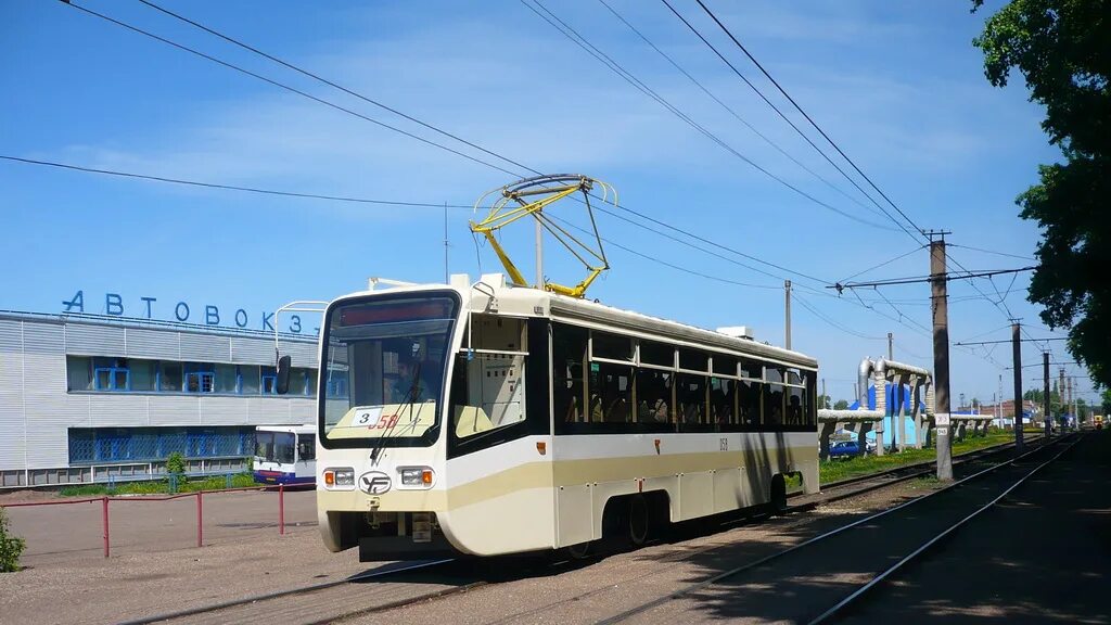 Башавтотранс стерлитамак автобусы. Автобус нефаз 5299 кемерово. Трамвай уфа 1995. Трамвай рвз салават. Транспорт города салават.