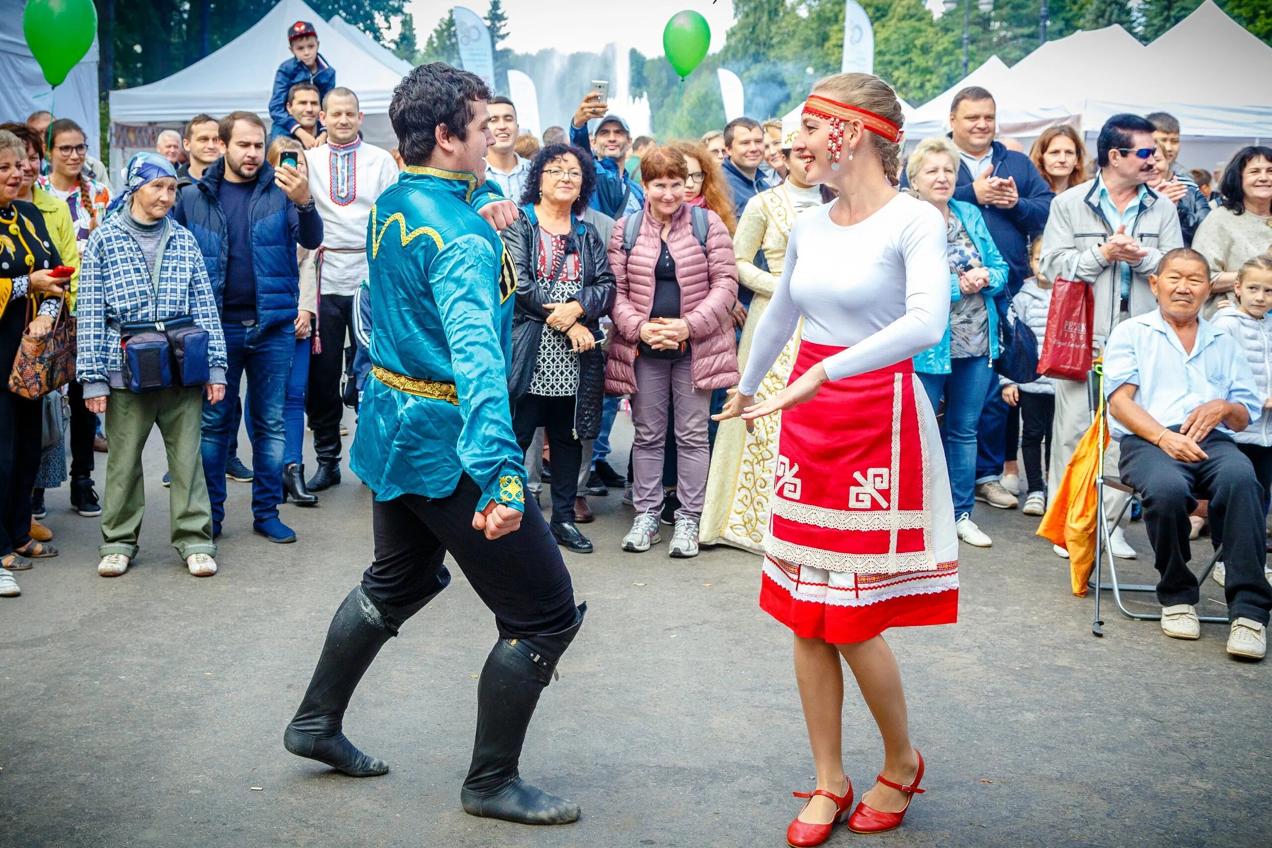 Санкт-Петербургский фестиваль национальных кухонь. Фестивали в парках. Фестиваль национальной кухни. Мероприятие фестиваль национальных кухонь в парке 300 летия СПБ. Мероприятие понравилось