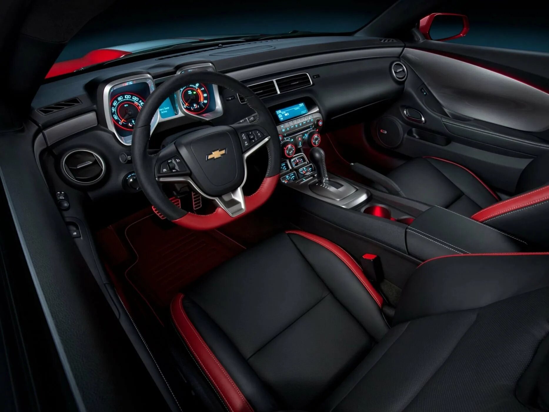 Шевроле внутри салона. Chevrolet Camaro 2021 салон. Chevrolet Camaro 2022 салон. Chevrolet Camaro SS 2022 салон. Шевроле Камаро 2012 салон.