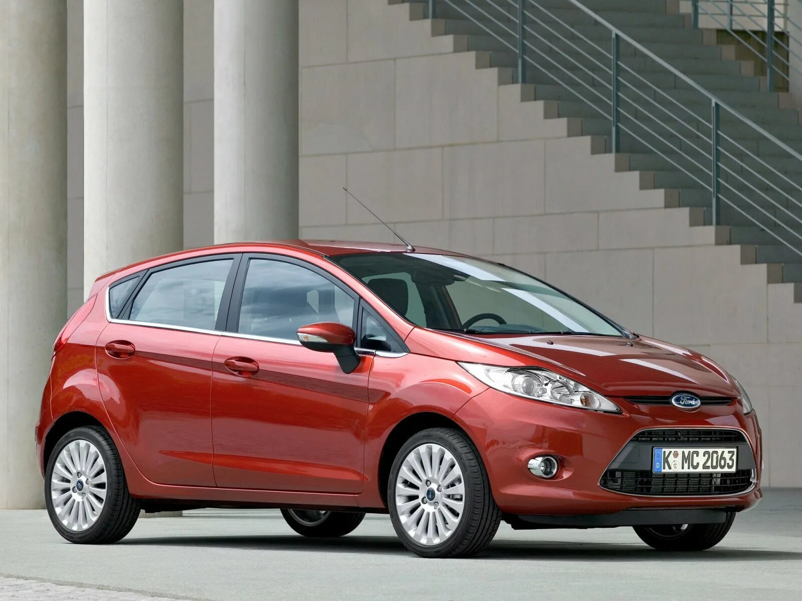 Картинка хэтчбек. Форд Фиеста 6 поколения. Ford Fiesta Hatchback. Ford Fiesta 2012. Ford Fiesta vi 2008.