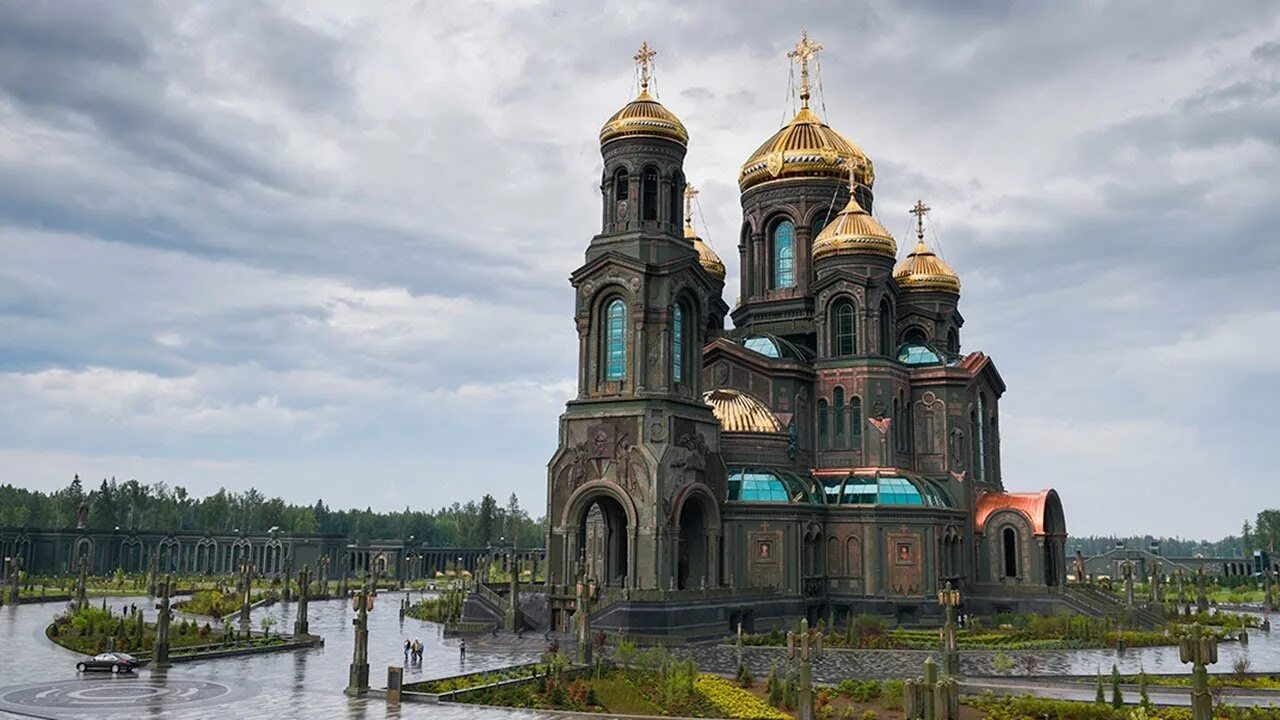 Храм вооруженных. Главный храм вооружённых сил рф. главного храма вооруженных сил рф. главный собор вооруженных сил россии. церковь в парке патриот.