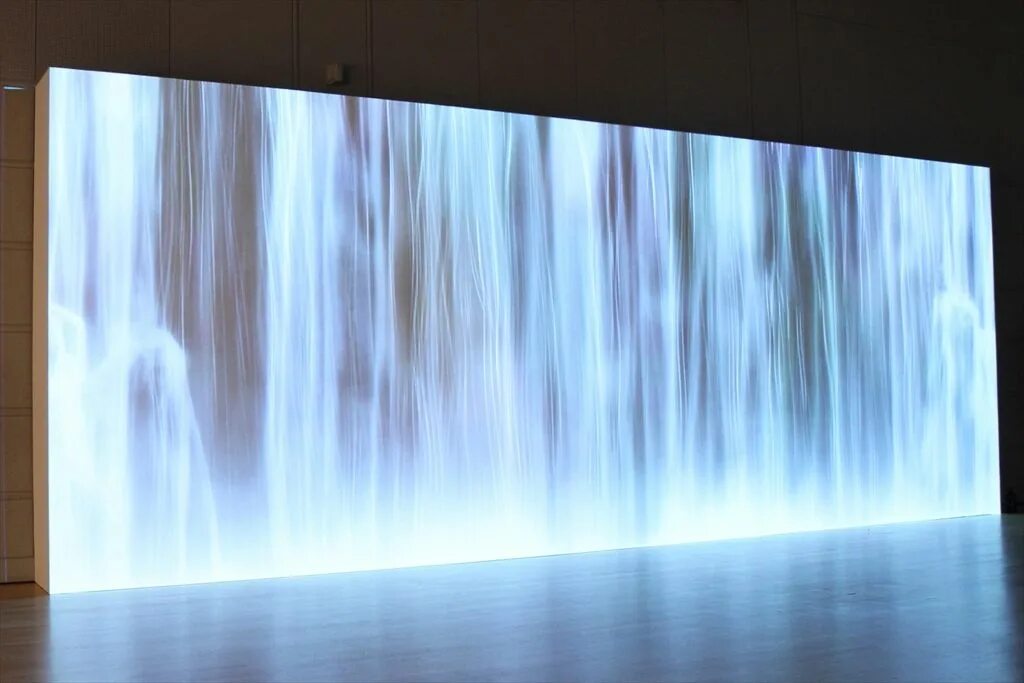 Изогнутый экран (водопад). Waterfall display Screen. Waterfall Effect. Waterfall Video Projection.
