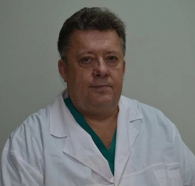 Травматолог. Алекперов травматолог новосибирск. Травматолог ортопед. Врач травматолог ортопед. Травматология записаться.