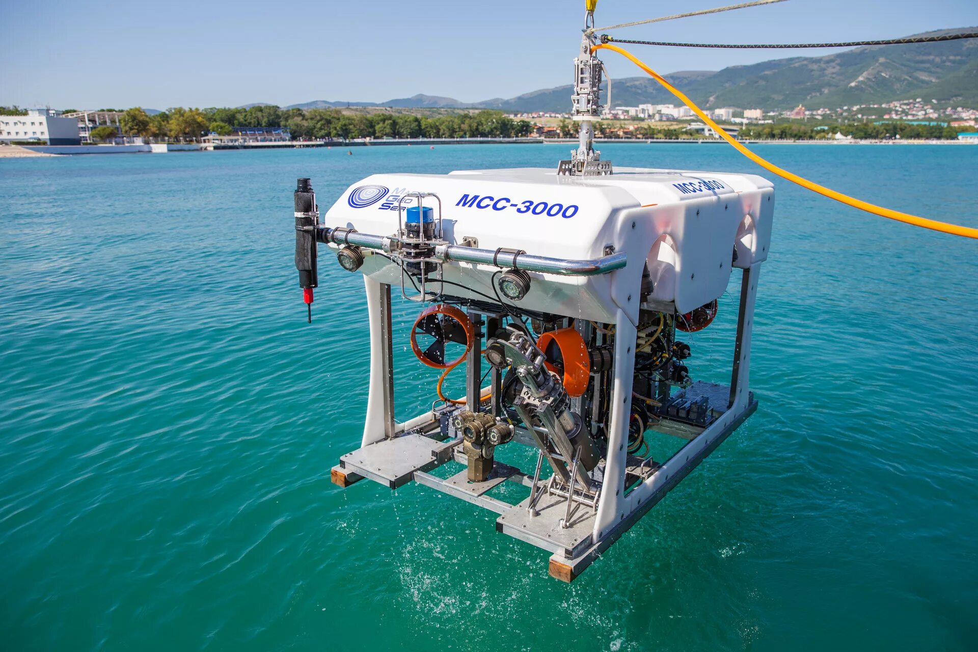 Морские спасательные средства. МСС 3000 подводный робот. ТНПА подводный аппарат Тритон. Телеуправляемый подводный аппарат РТМ 500. Подводный робот Марлин 350.
