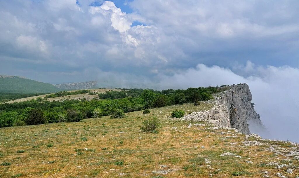 3 гряда. Байдарская яйла крым. яйла крымские горы. караби яйла, куэсты. главная гряда крымских гор.
