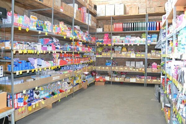 Оптовый магазин канцелярских товаров. Оптовый магазин канцелярских товаров. Оптовый магазин канцелярских товаров. Оптовые базы по канцтоварами. Склад канцелярских товаров.