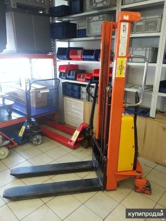 Spn 1025 штабелер электрический. Штабелер spn. Штабелер с электроподъёмом spn1025c. Electric stacker dyc штабелер. Штабелер spn.