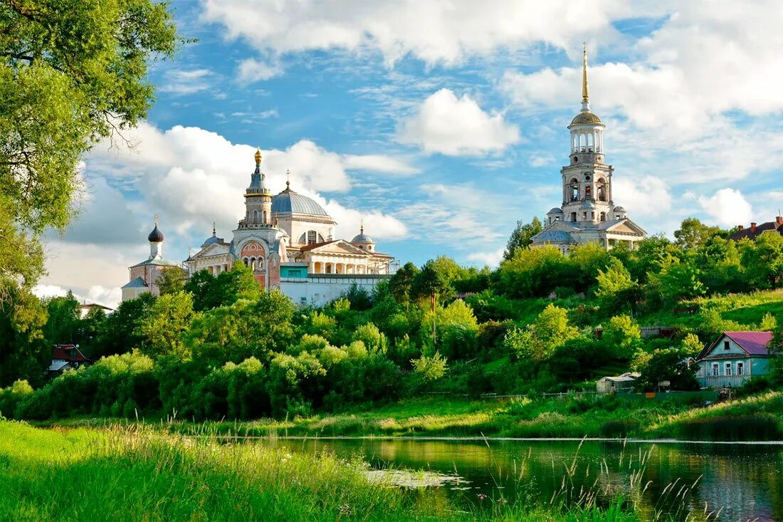 Новоторжский кремль торжок. Торжок лето. Ул кузнечная торжок. Торжок на руси. Торжок на руси.